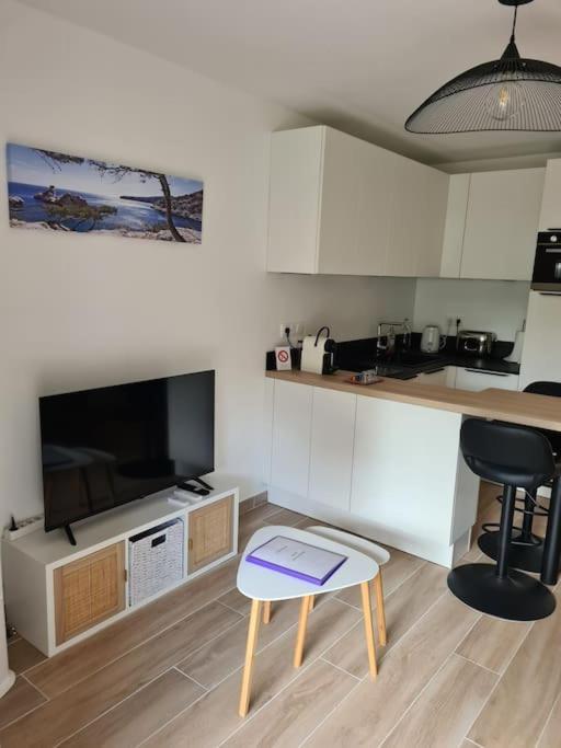 T2 Neuf, Parking Prive,Acces Mer Bandol Exteriör bild